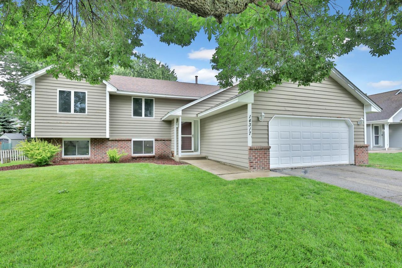 14317 Kipling Avenue S, Savage, MN 55378