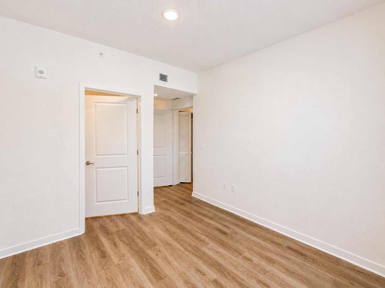 4250 Lakewood Road, Unit 204, Lake Worth Beach, FL 33461 Photo