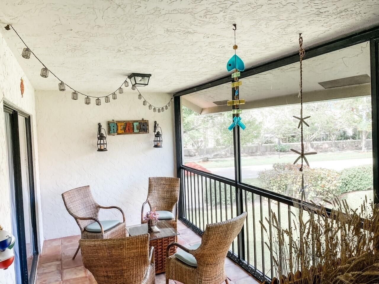 25 Lexington Lane W, Unit E, Palm Beach Gardens, FL 33418 Photo