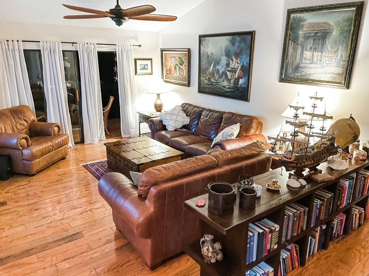 25 Lexington Lane W, Unit E, Palm Beach Gardens, FL 33418 Photo