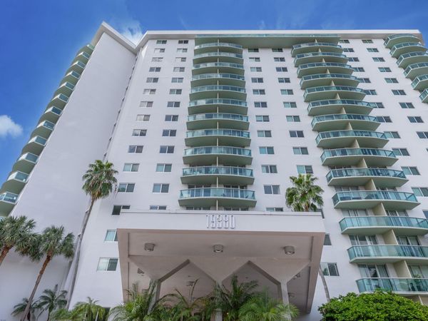 19380 Collins Avenue, Unit 1527, Sunny Isles Beach, FL 33160