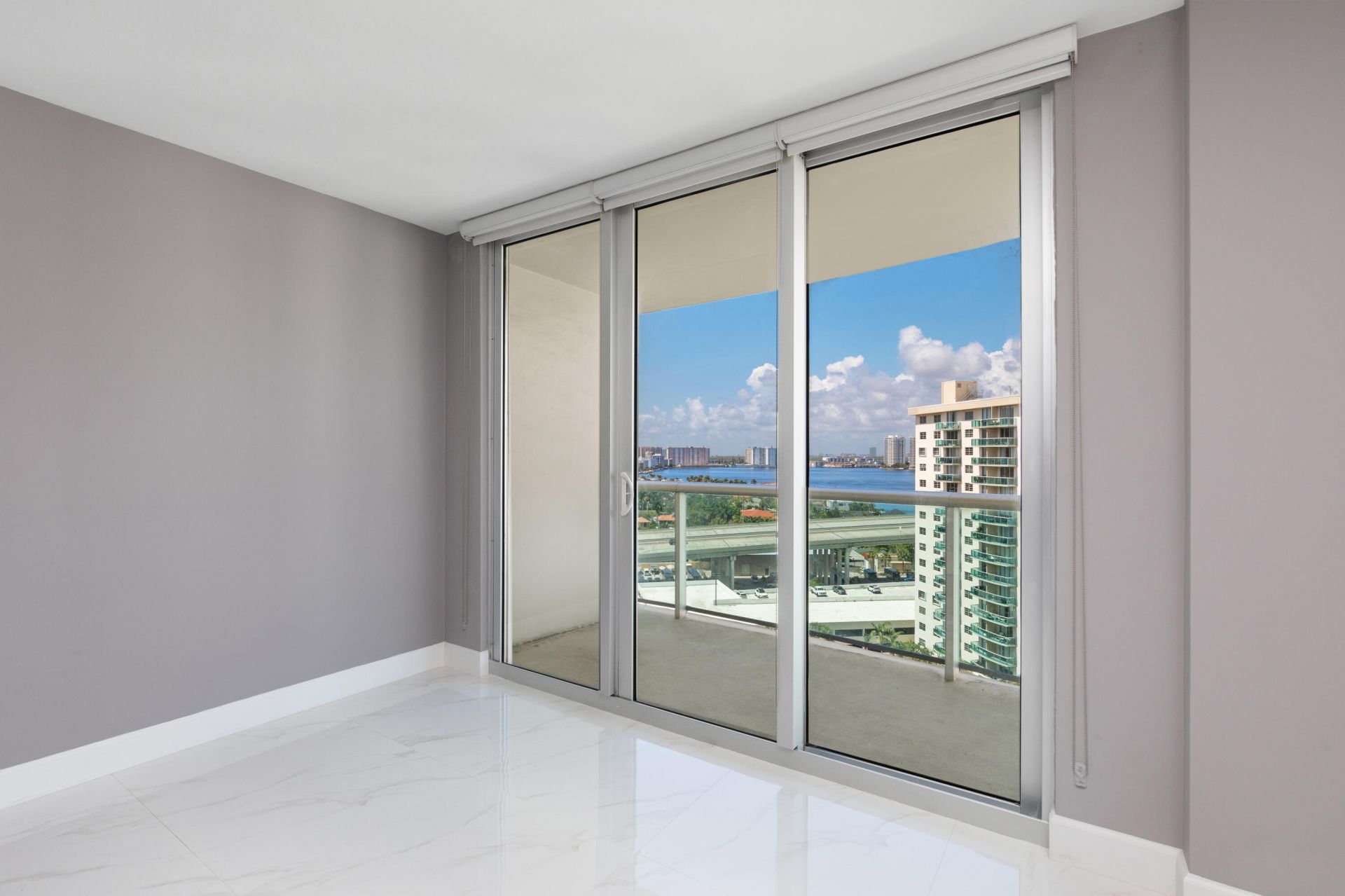 19380 Collins Avenue, Unit 1527, Sunny Isles Beach, FL 33160 Photo