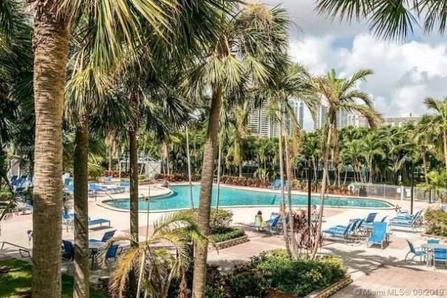 19380 Collins Avenue, Unit 1527, Sunny Isles Beach, FL 33160 Photo