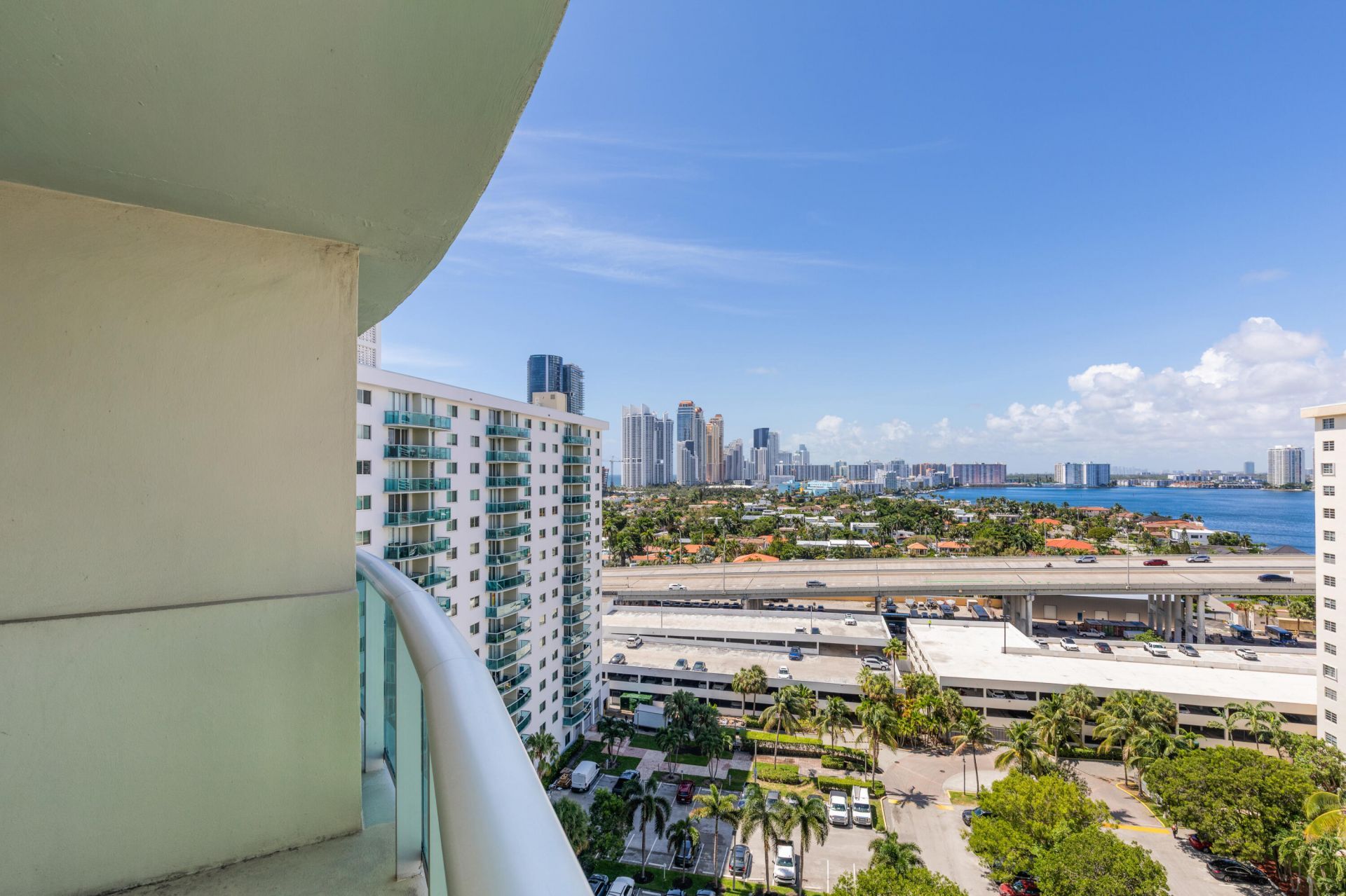 19380 Collins Avenue, Unit 1527, Sunny Isles Beach, FL 33160 Photo
