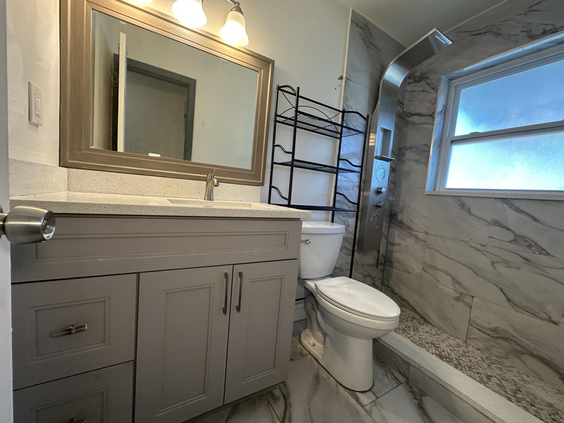 2550 NE 7th Terrace, Pompano Beach, FL 33064 Photo