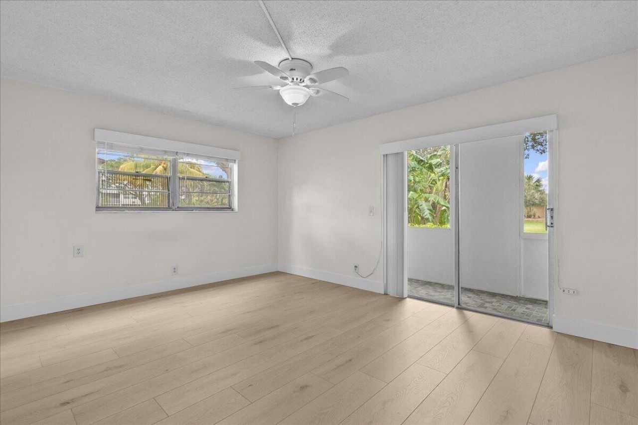 142 Kent I, West Palm Beach, FL 33417 Photo