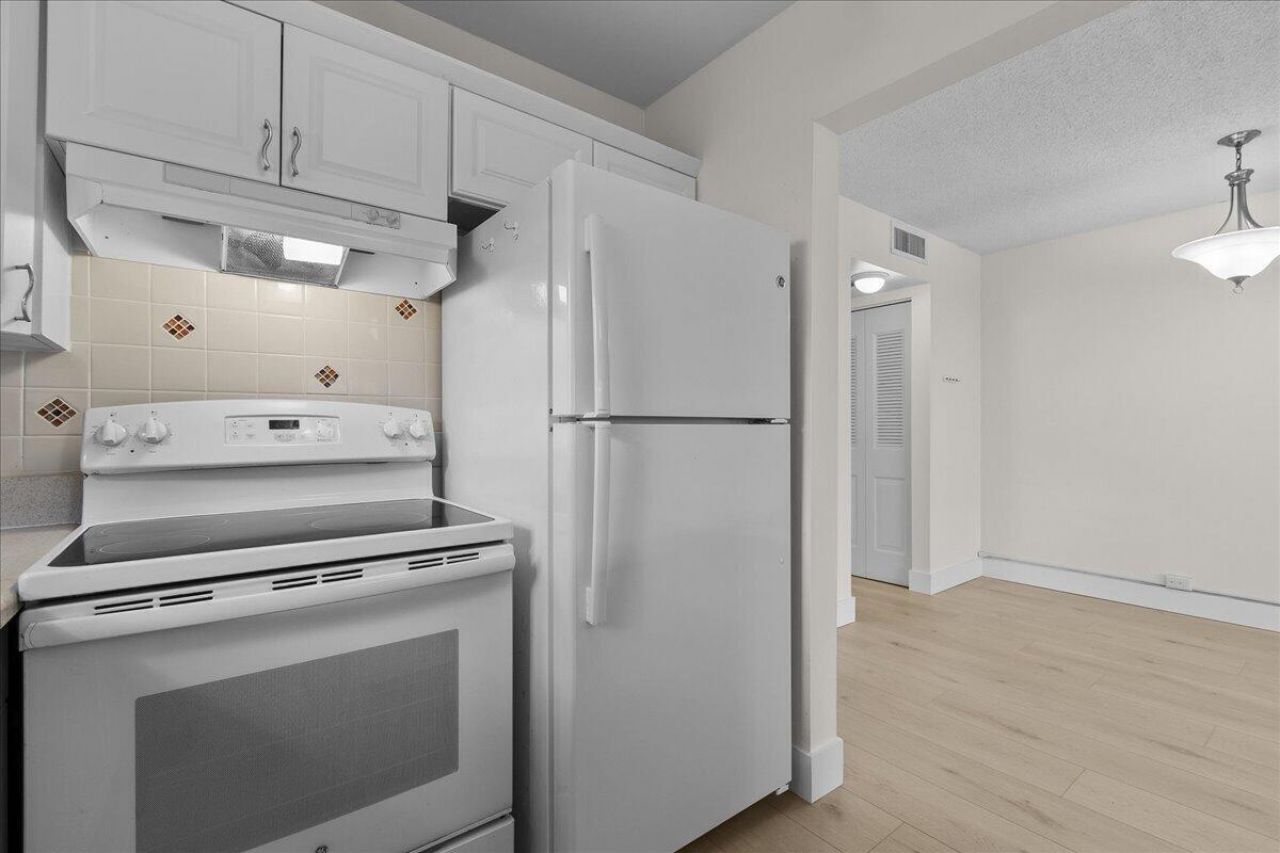 142 Kent I, West Palm Beach, FL 33417 Photo