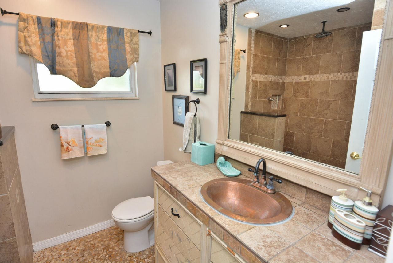 2198 SE Dolphin Road, Port Saint Lucie, FL 34952 Photo