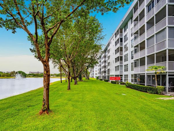 3100 N Course Lane, Unit 107, Pompano Beach, FL 33069