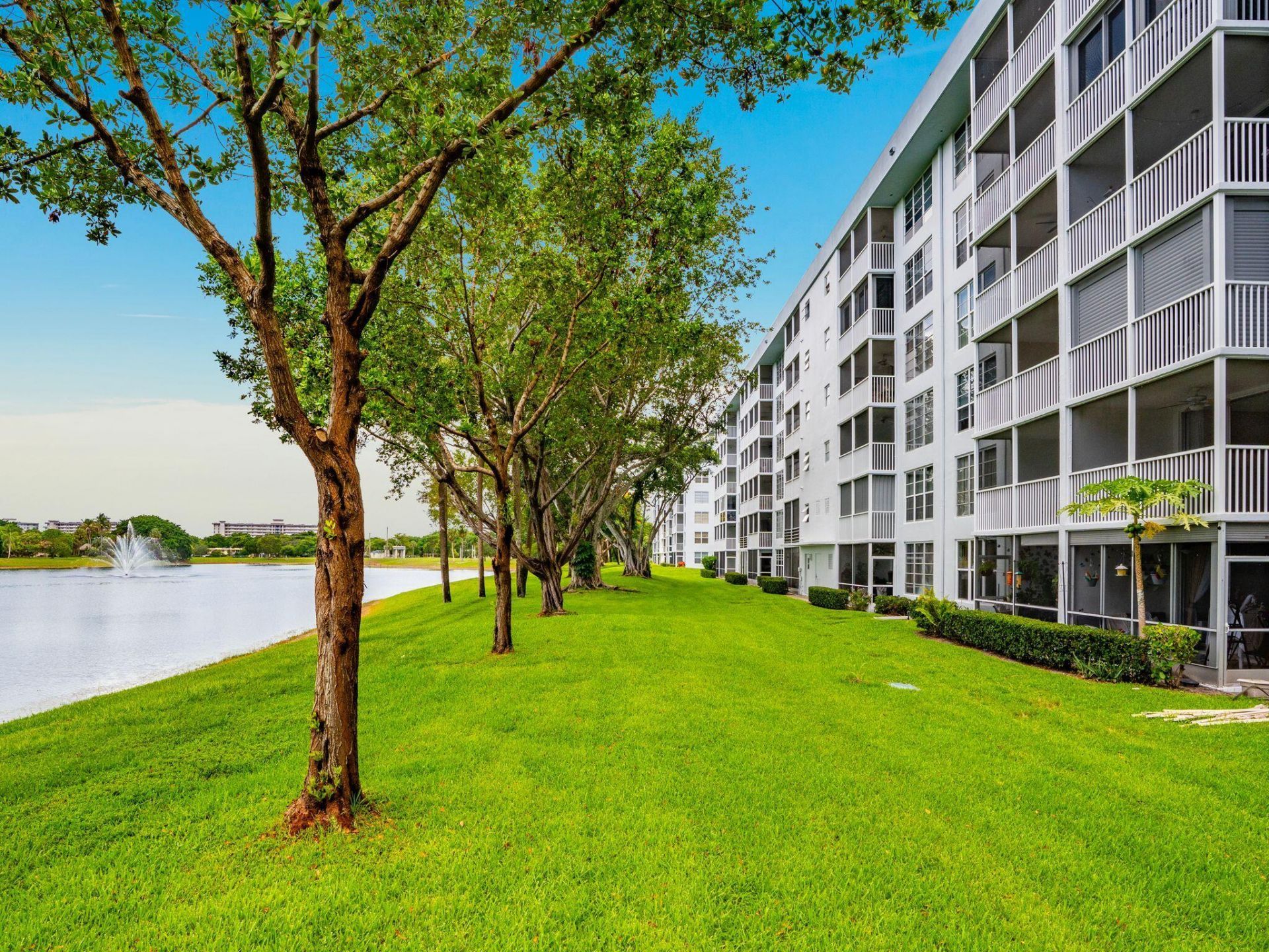 3100 N Course Lane, Unit 107, Pompano Beach, FL 33069 Photo