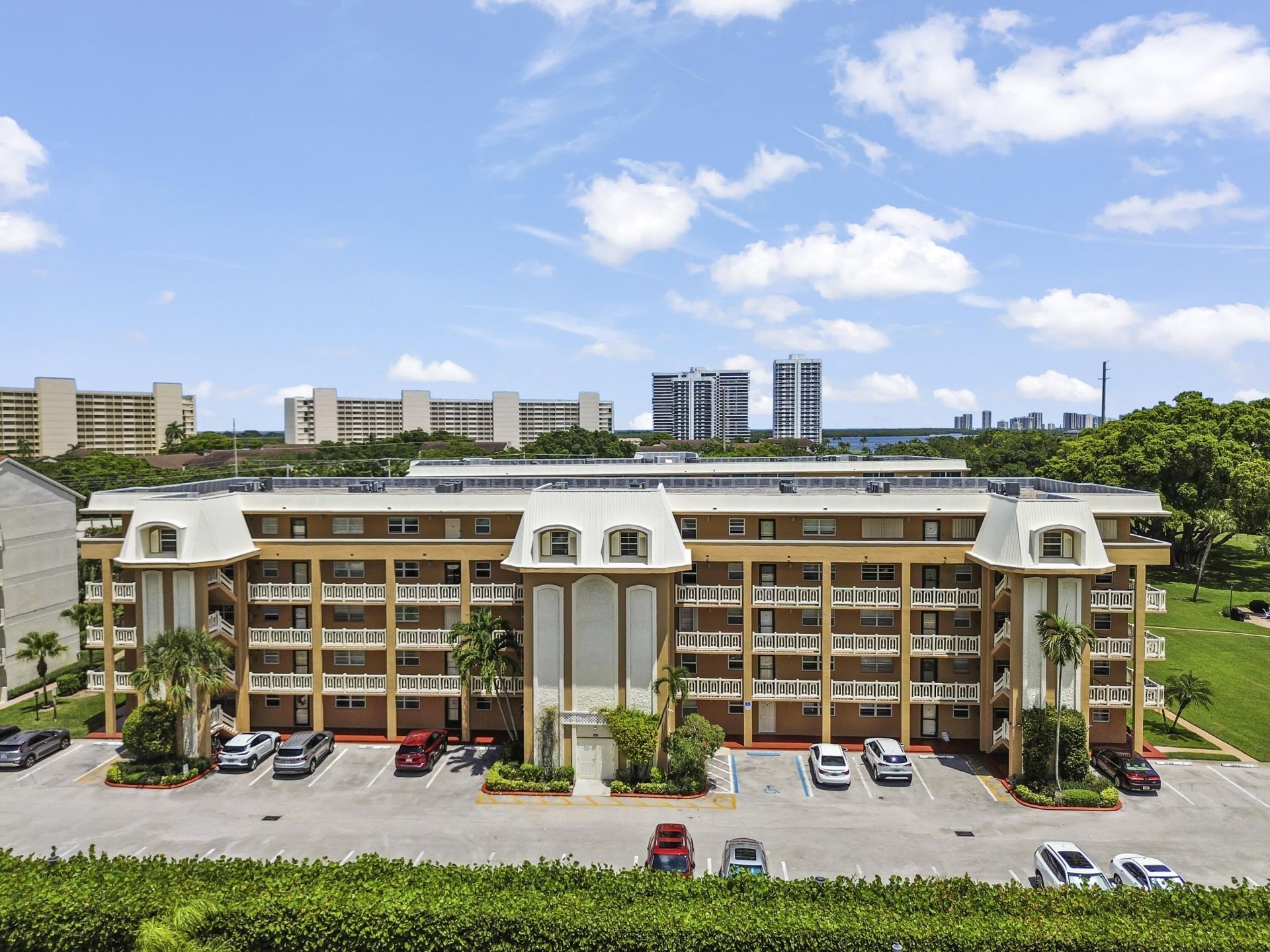 308 Golfview Road, Unit 101, North Palm Beach, FL 33408 Photo