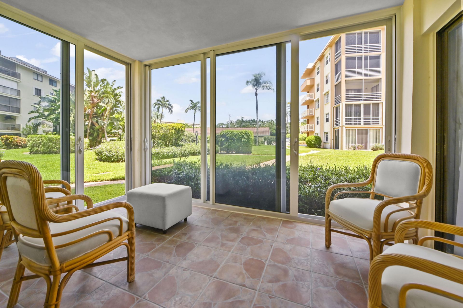 308 Golfview Road, Unit 101, North Palm Beach, FL 33408 Photo