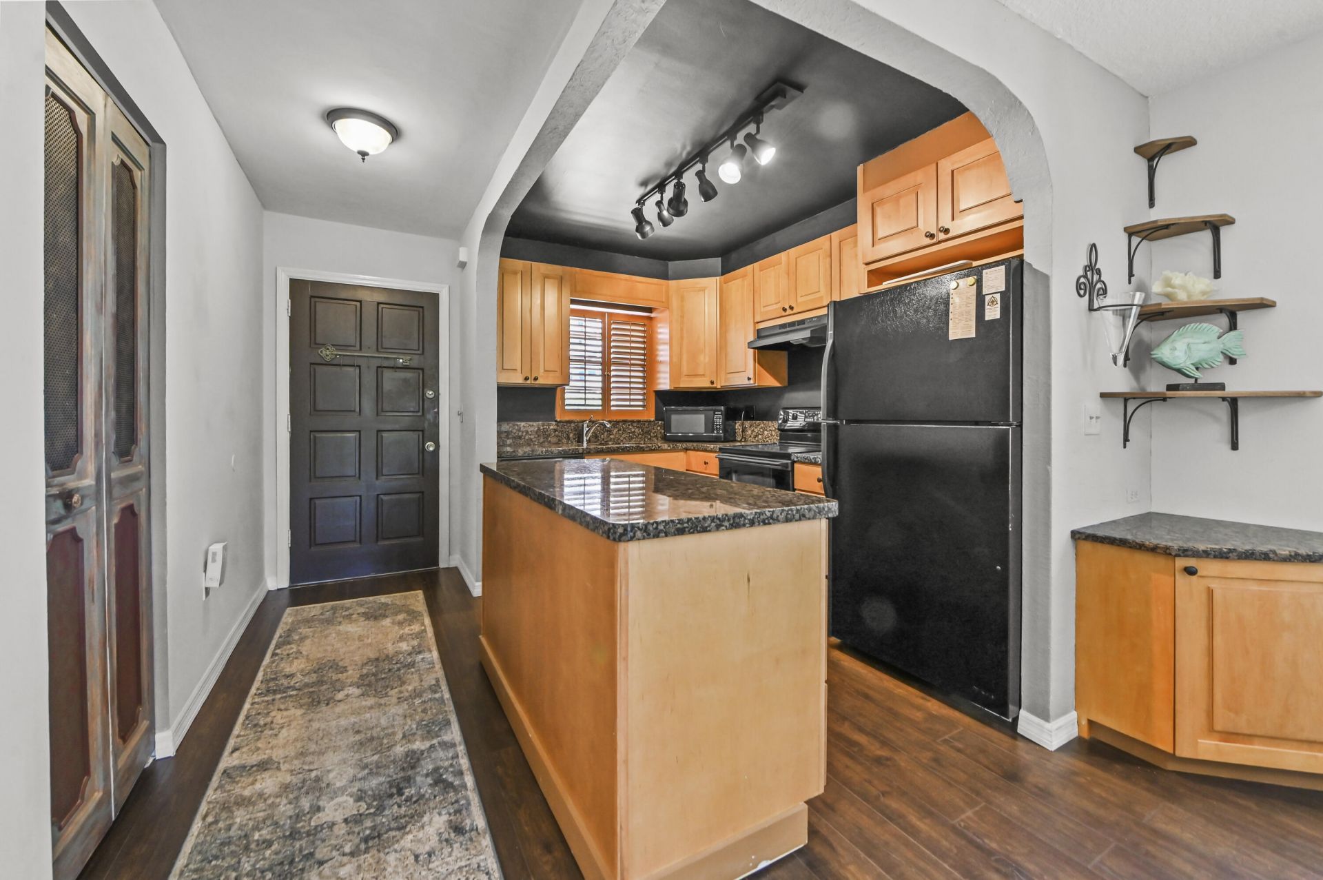 308 Golfview Road, Unit 101, North Palm Beach, FL 33408 Photo