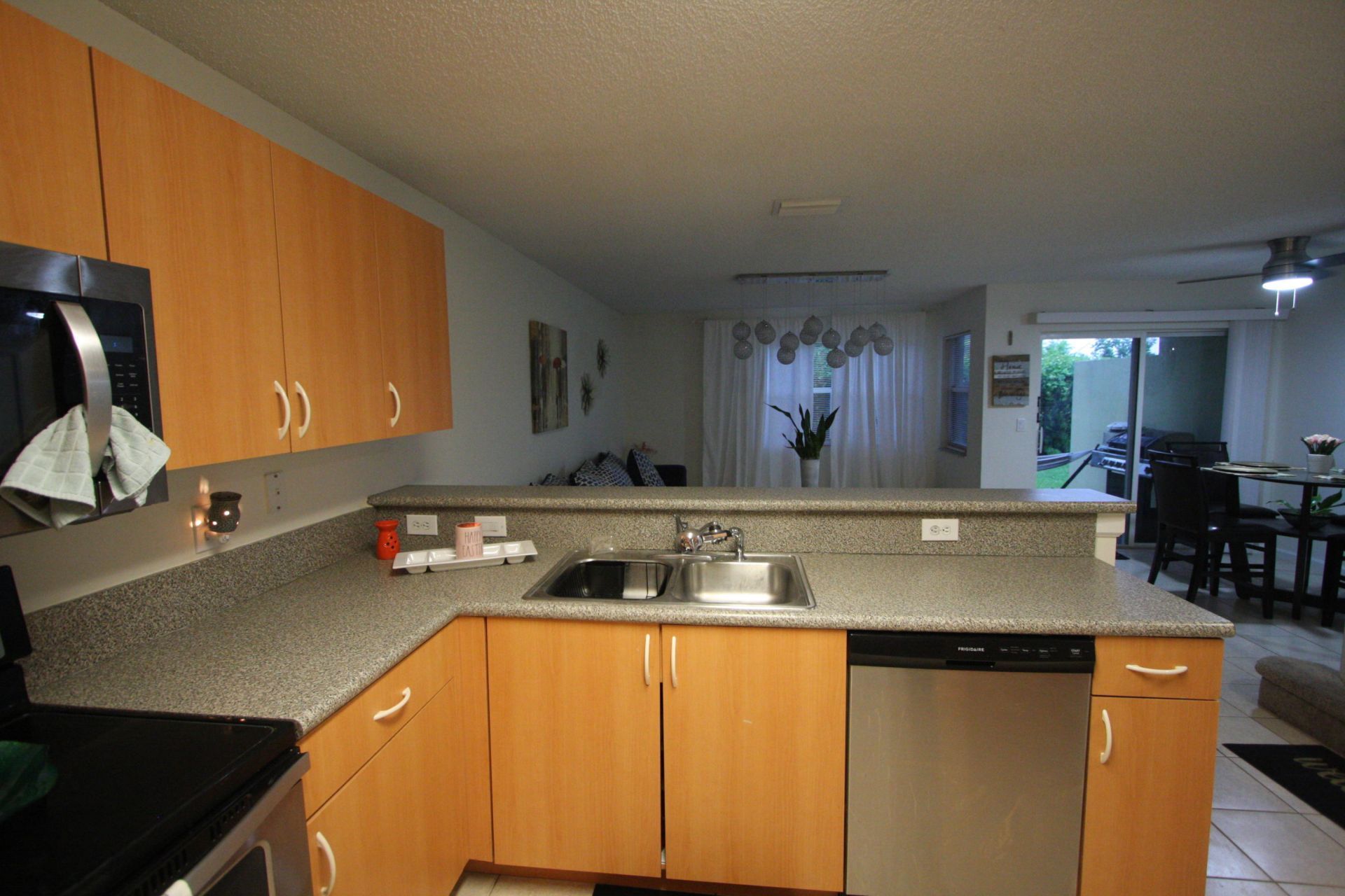 945 Imperial Lake Road, Lake Belvedere Estates, FL 33413 Photo