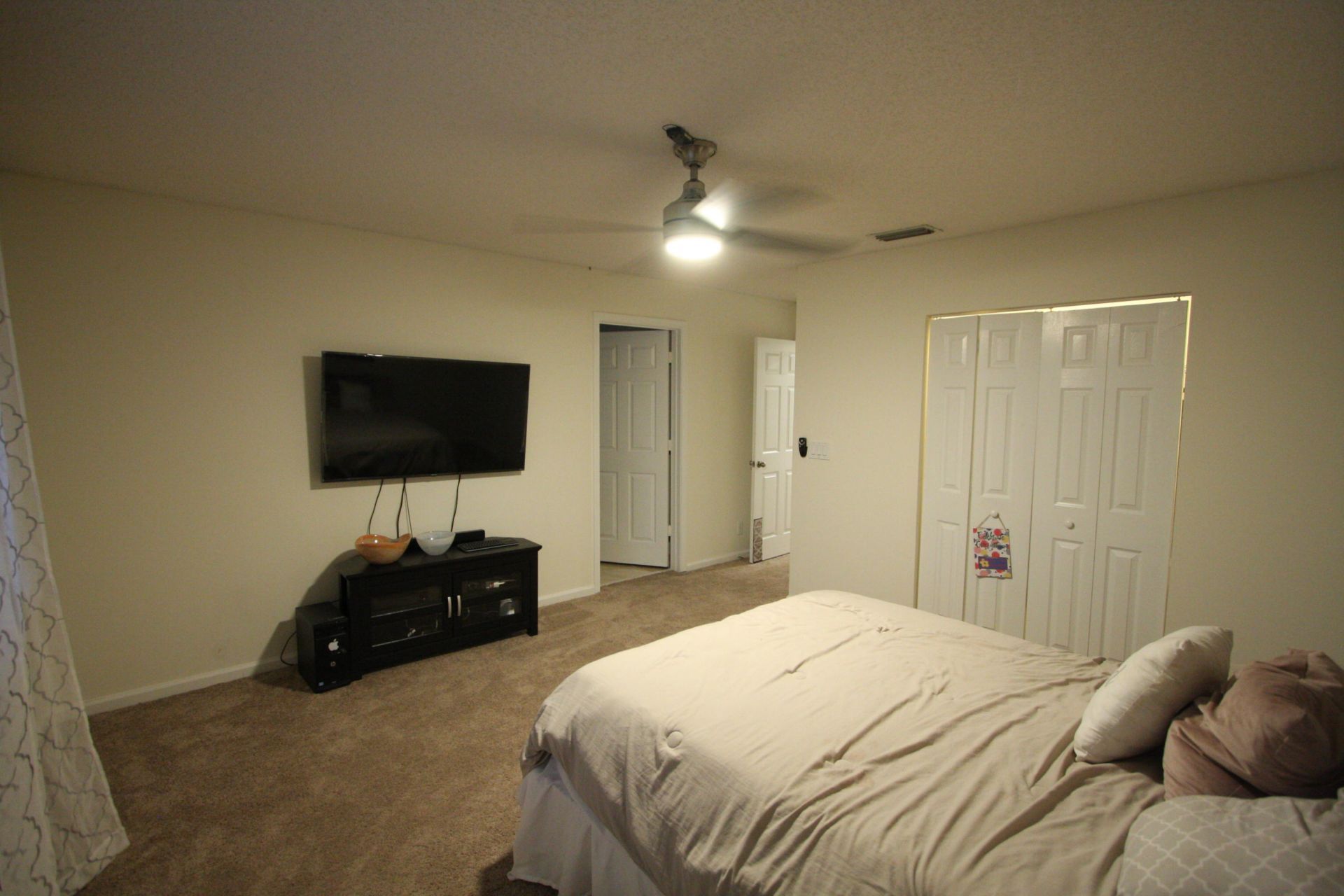 945 Imperial Lake Road, Lake Belvedere Estates, FL 33413 Photo