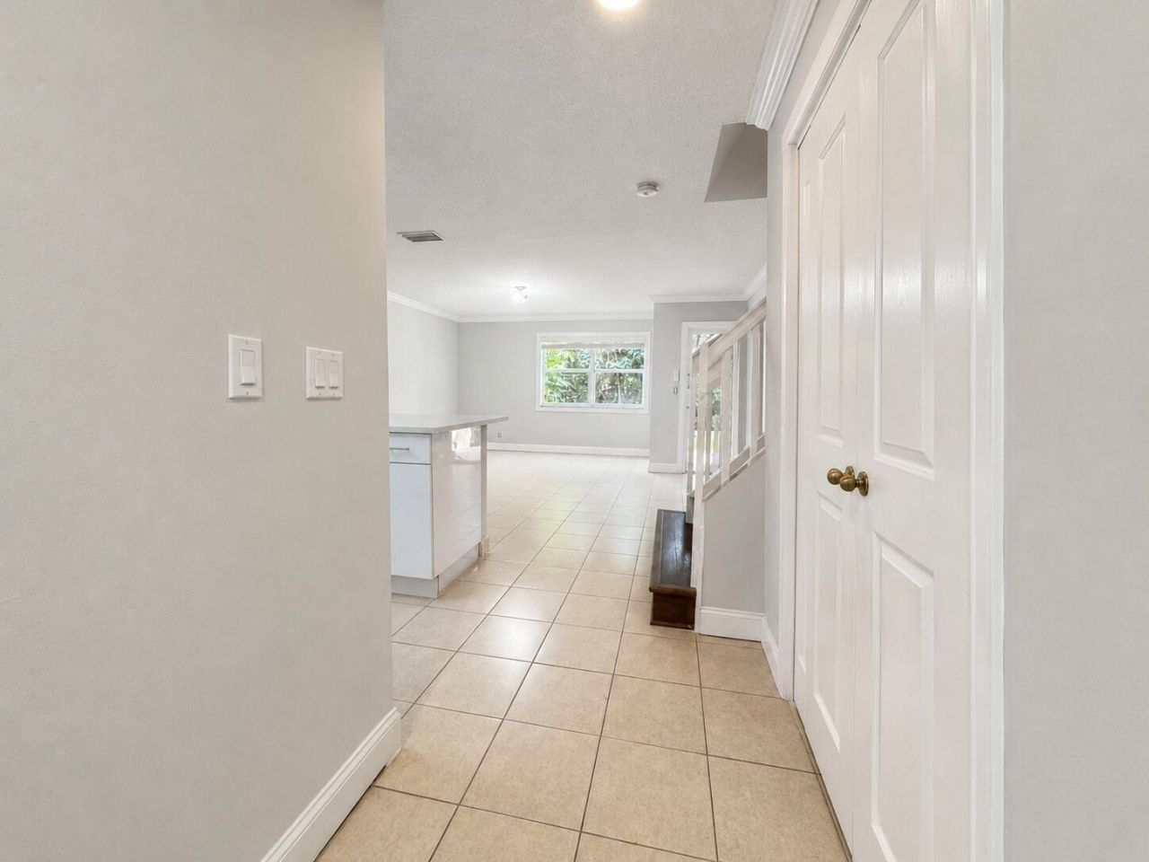 945 Imperial Lake Road, Lake Belvedere Estates, FL 33413 Photo