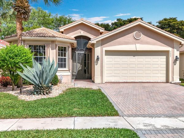 7007 Imperial Beach Circle, Delray Beach, FL 33446