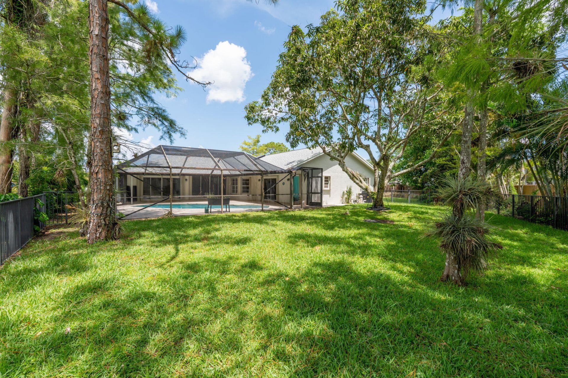 1738 Lindsey Court, Wellington, FL 33414 Photo