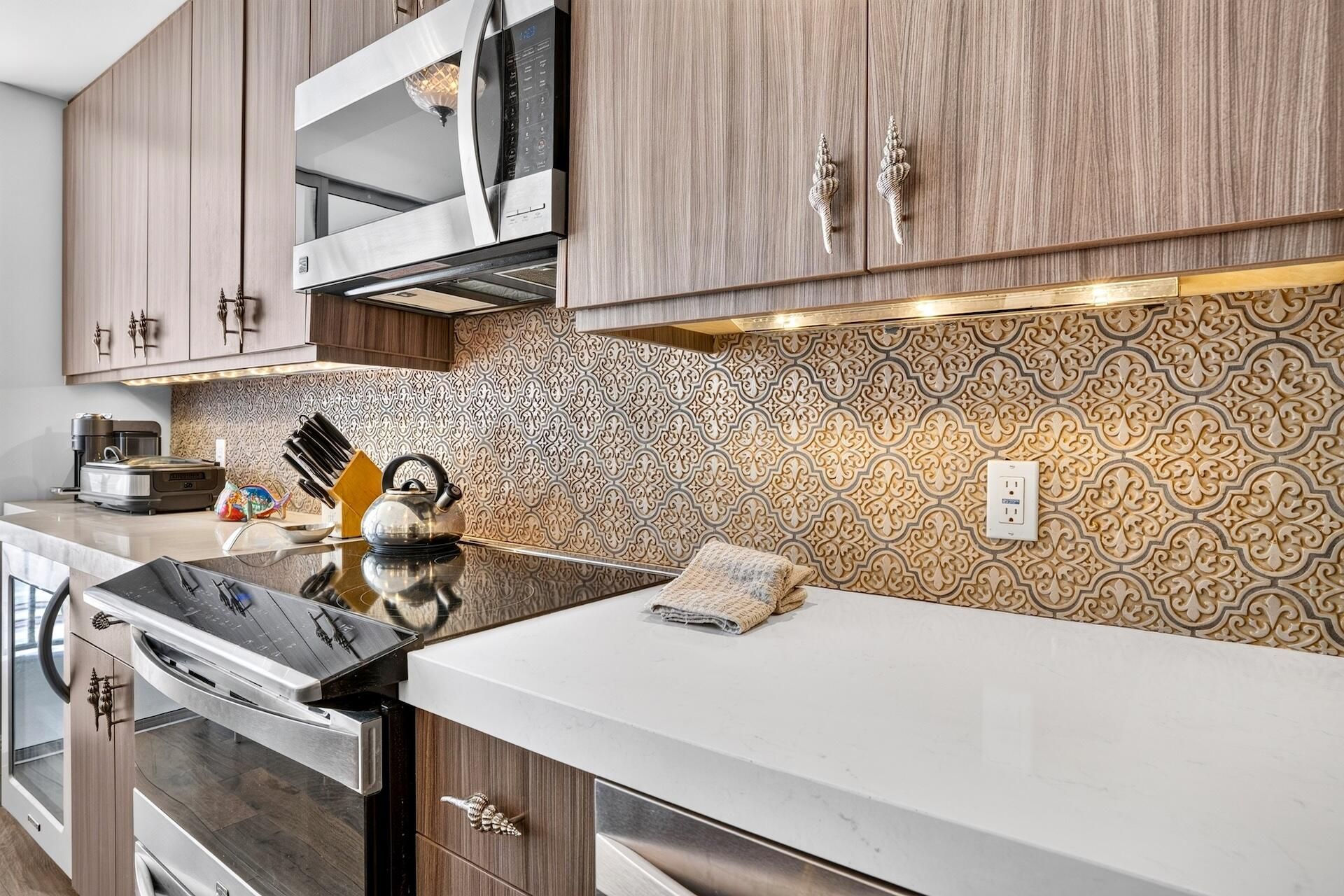 101 Briny Avenue, Unit 808, Pompano Beach, FL 33062 Photo