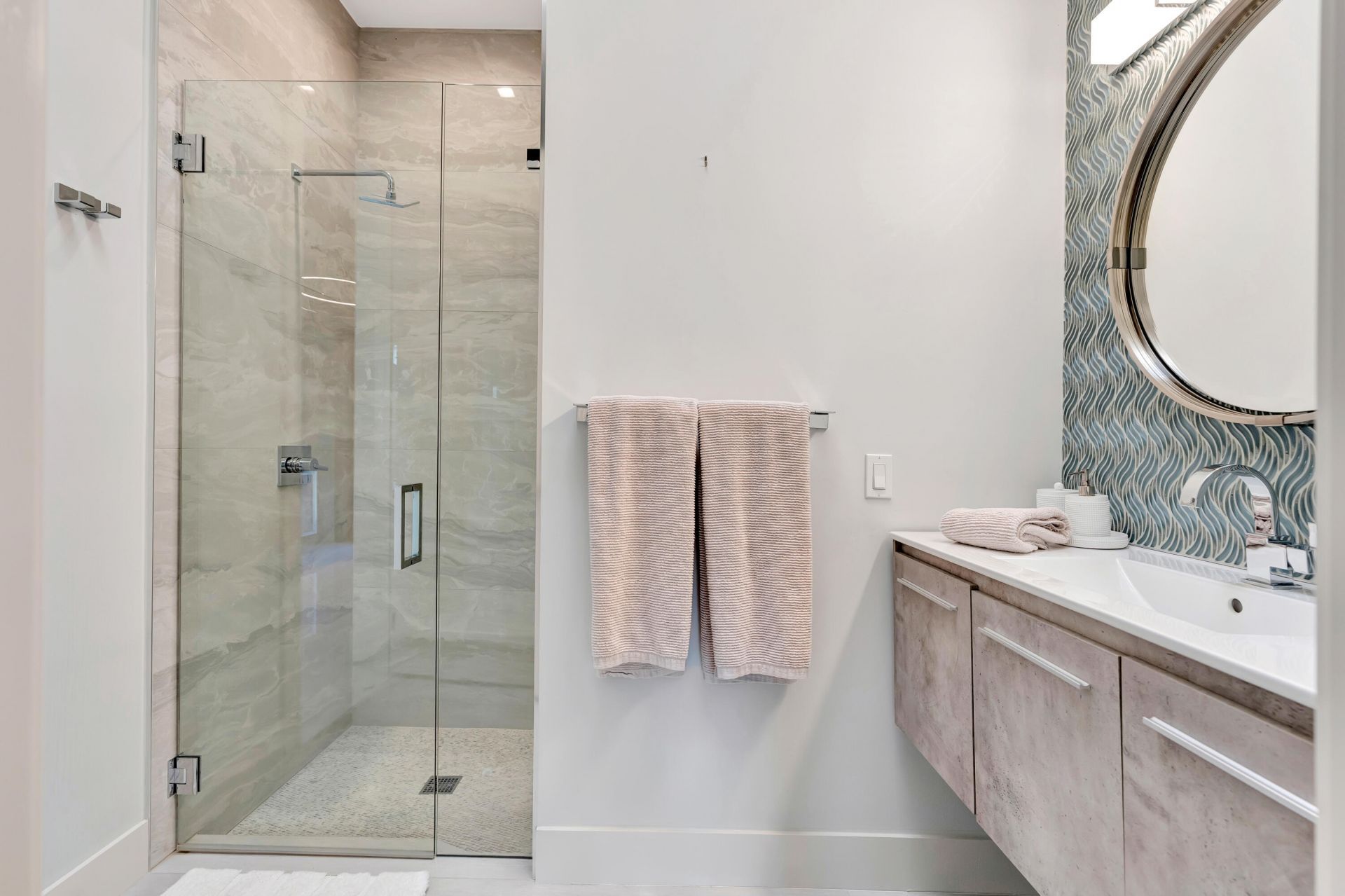 124 Golf Village Boulevard, Jupiter, FL 33458 Photo
