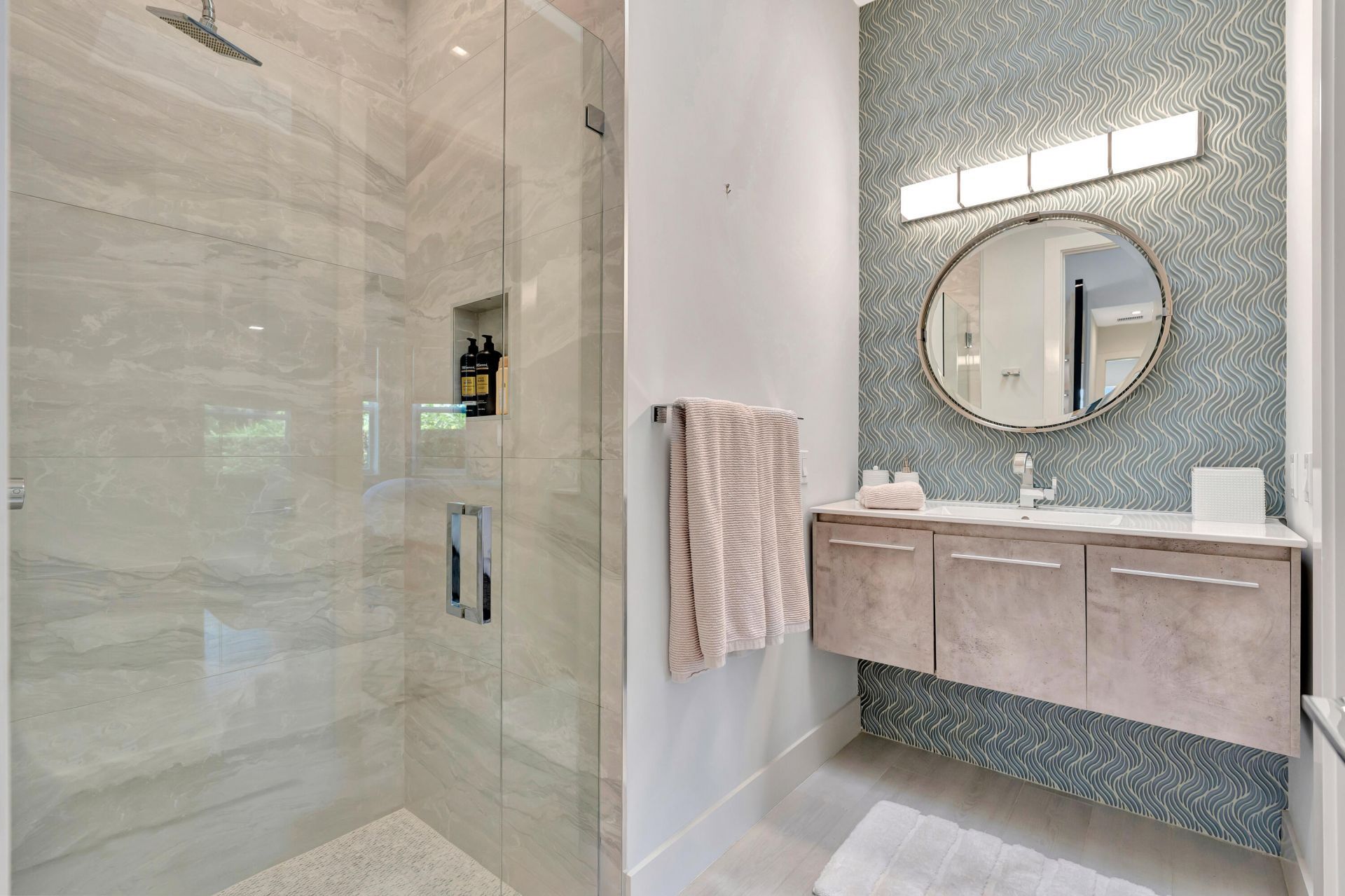 124 Golf Village Boulevard, Jupiter, FL 33458 Photo