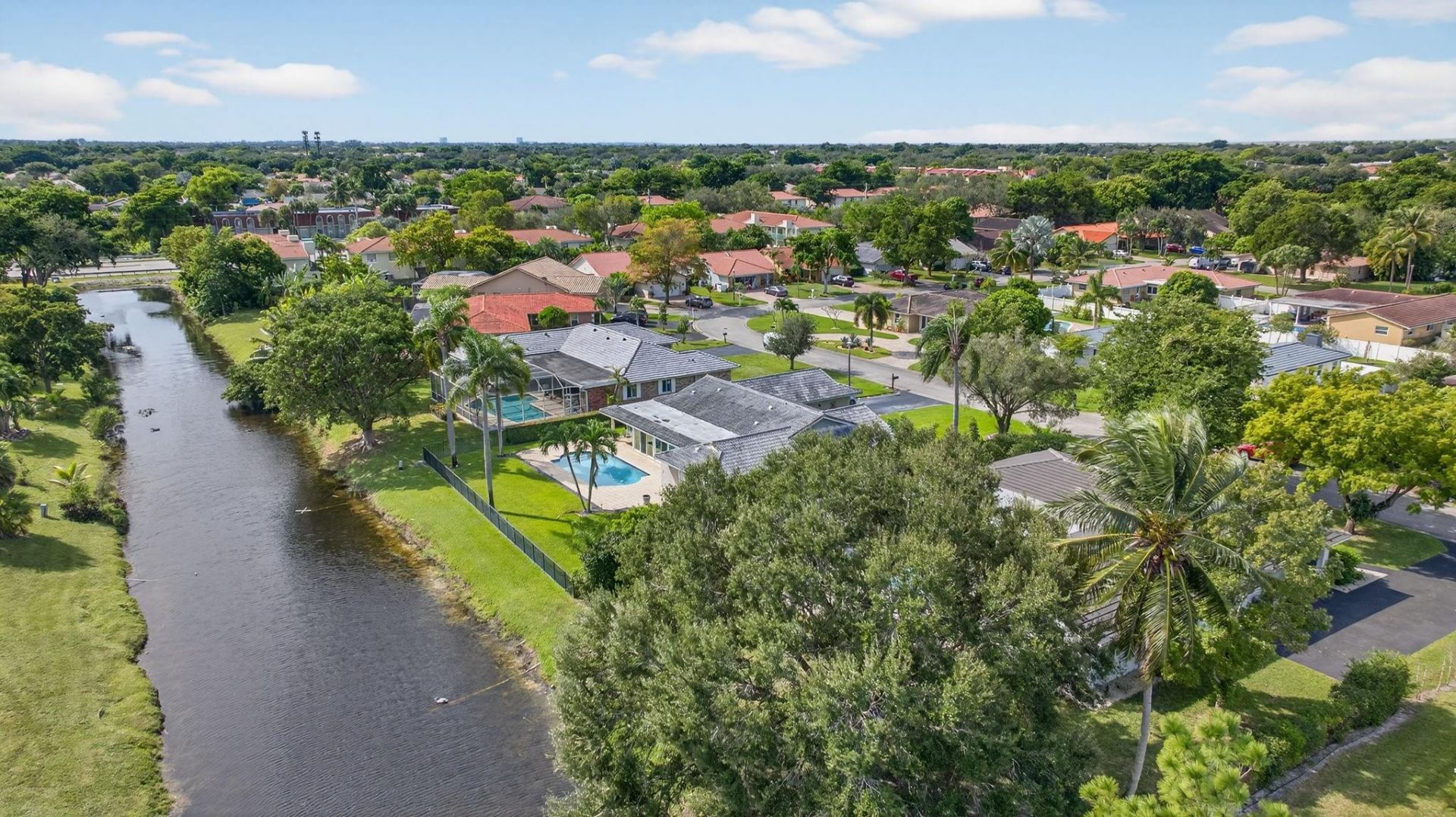 2421 NW 114th Avenue, Coral Springs, FL 33065 Photo