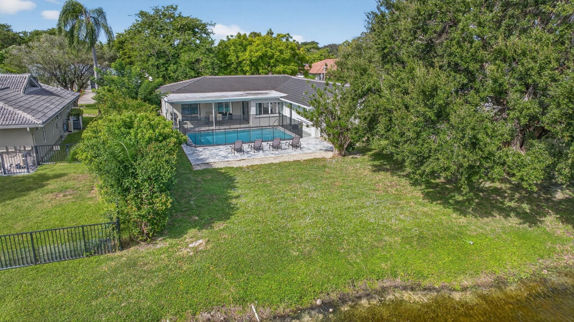 2421 NW 114th Avenue, Coral Springs, FL 33065 Photo