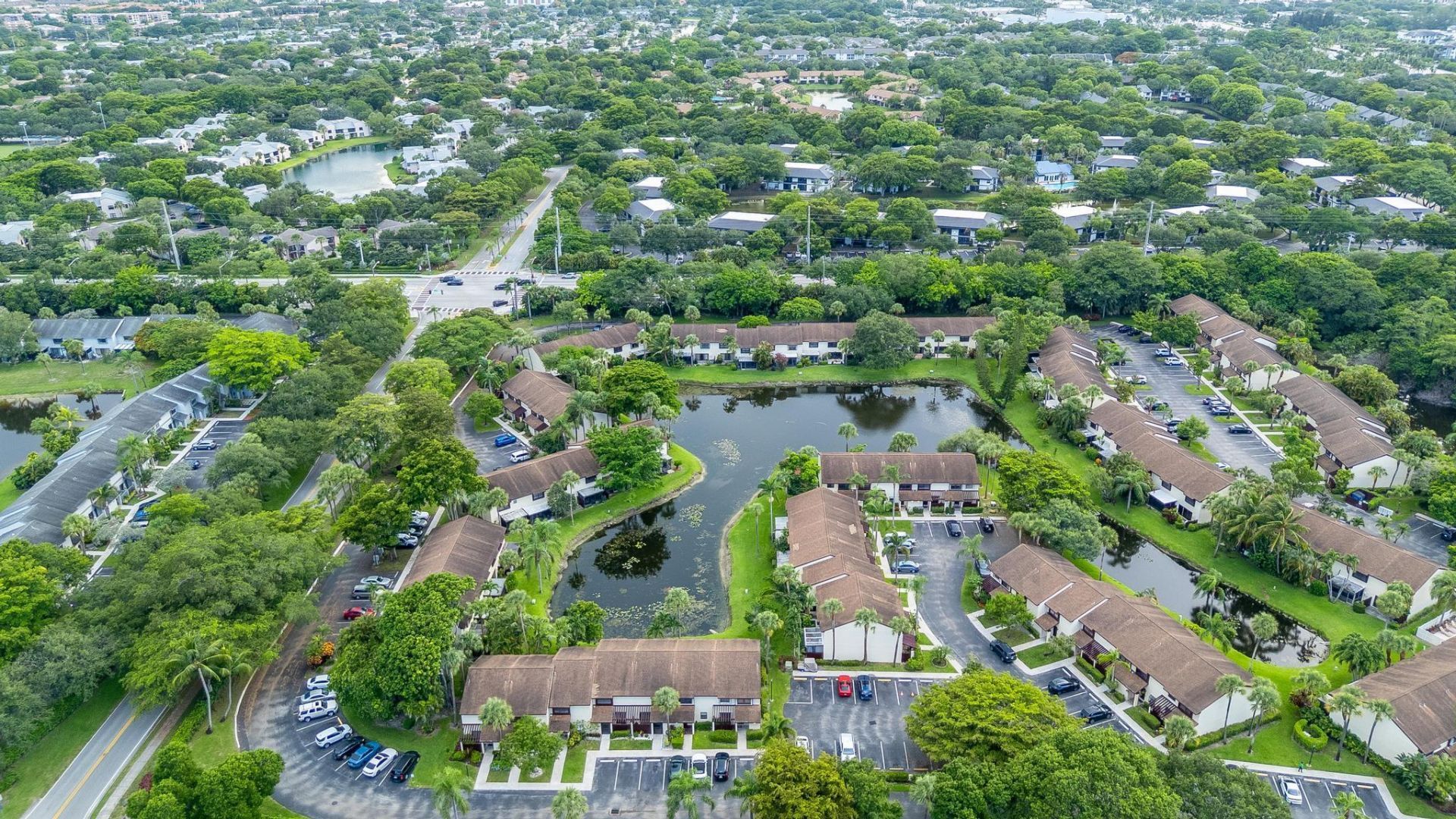 3727 Carambola Circle N, Unit 2823, Coconut Creek, FL 33066 Photo