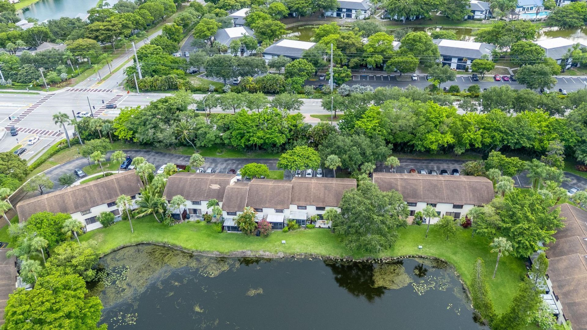 3727 Carambola Circle N, Unit 2823, Coconut Creek, FL 33066 Photo