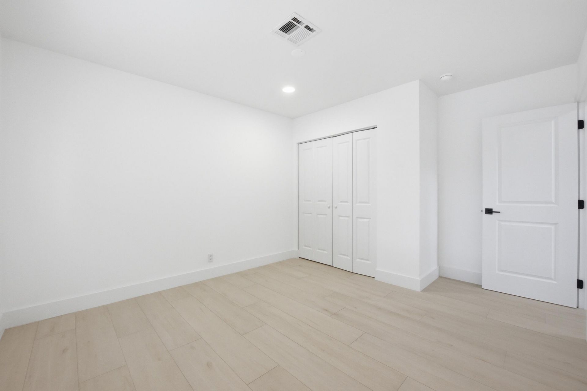 5621 NE 16th Avenue, Fort Lauderdale, FL 33334 Photo
