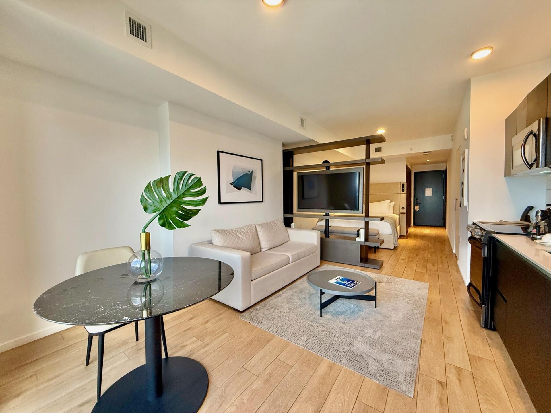 398 NE 5th Street, Unit 3907, Miami, FL 33132 Photo