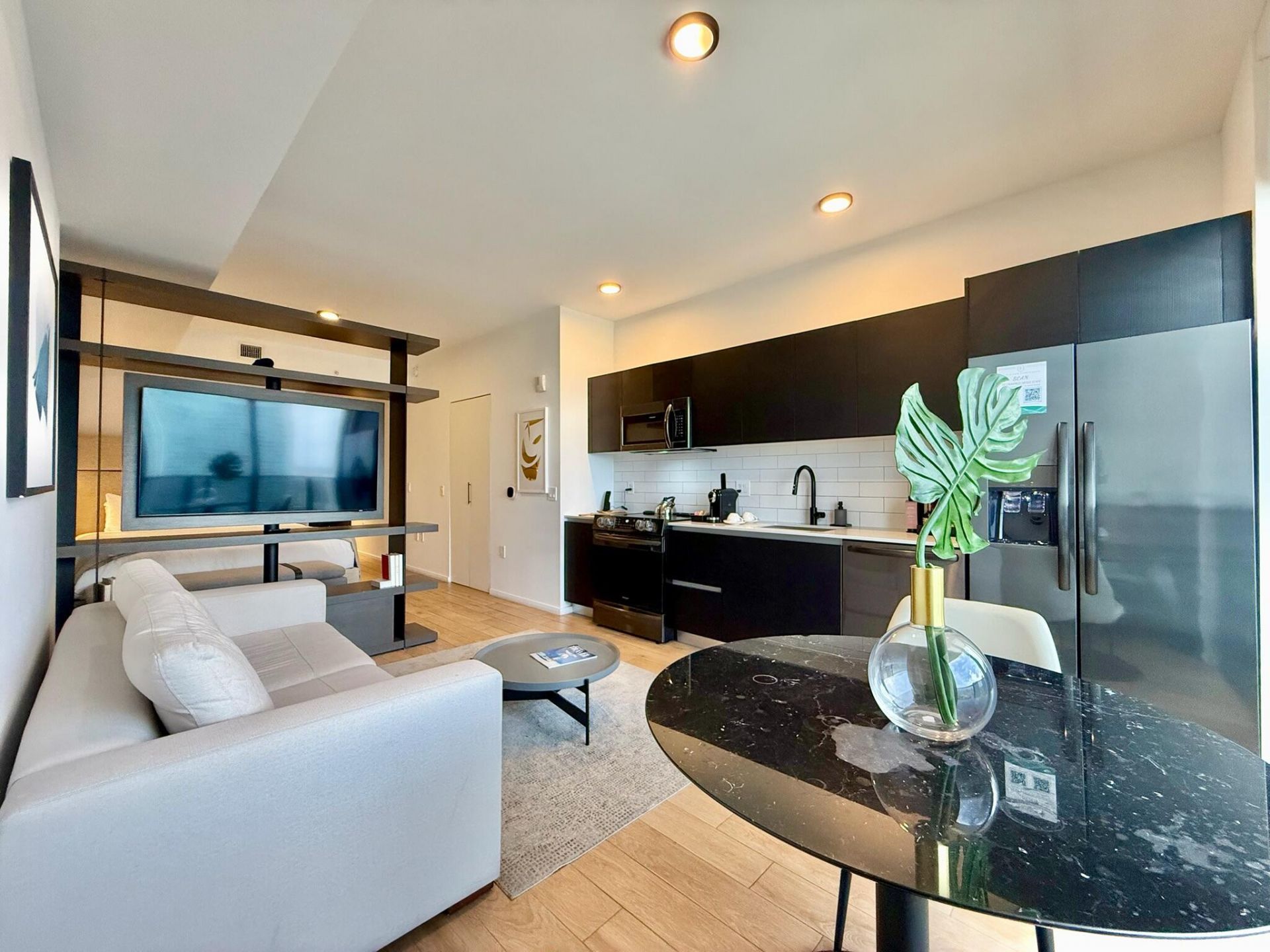 398 NE 5th Street, Unit 3907, Miami, FL 33132 Photo