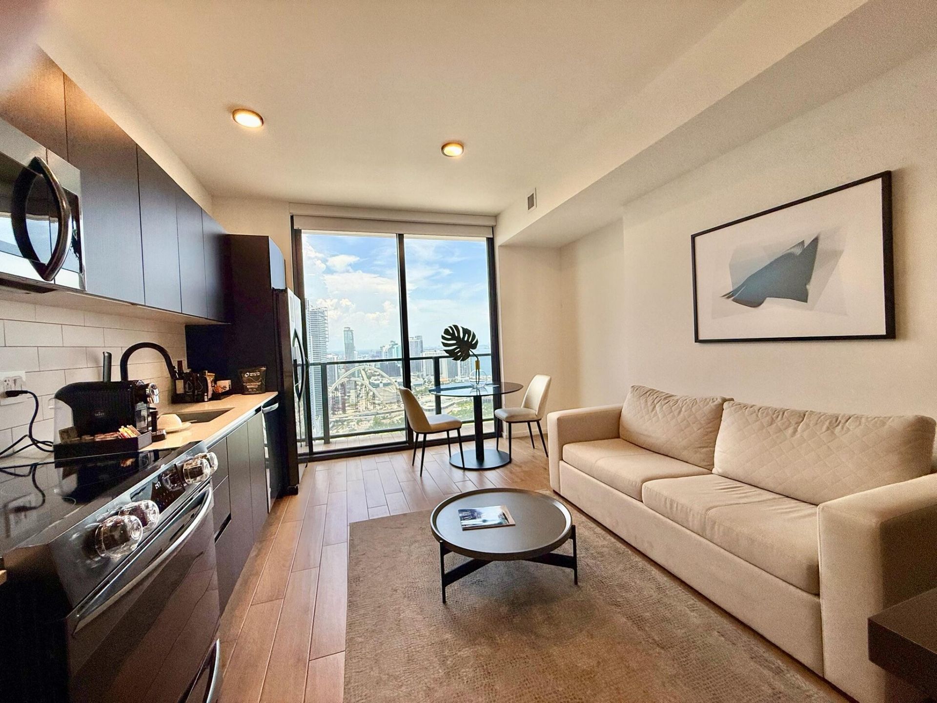 398 NE 5th Street, Unit 3907, Miami, FL 33132 Photo