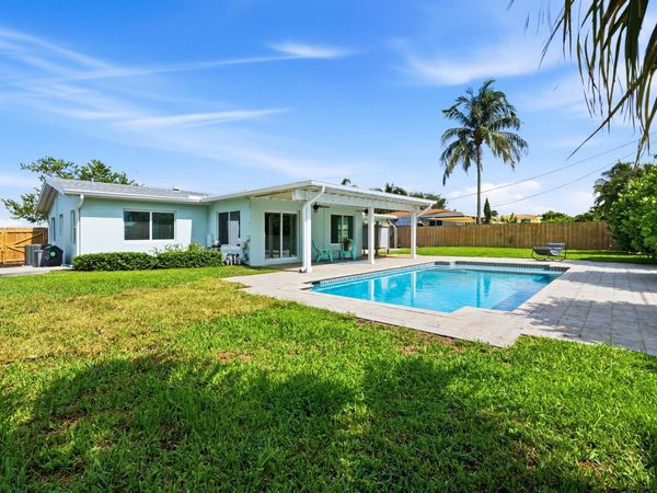5920 Lake Osborne Drive, Lake Worth, FL 33461