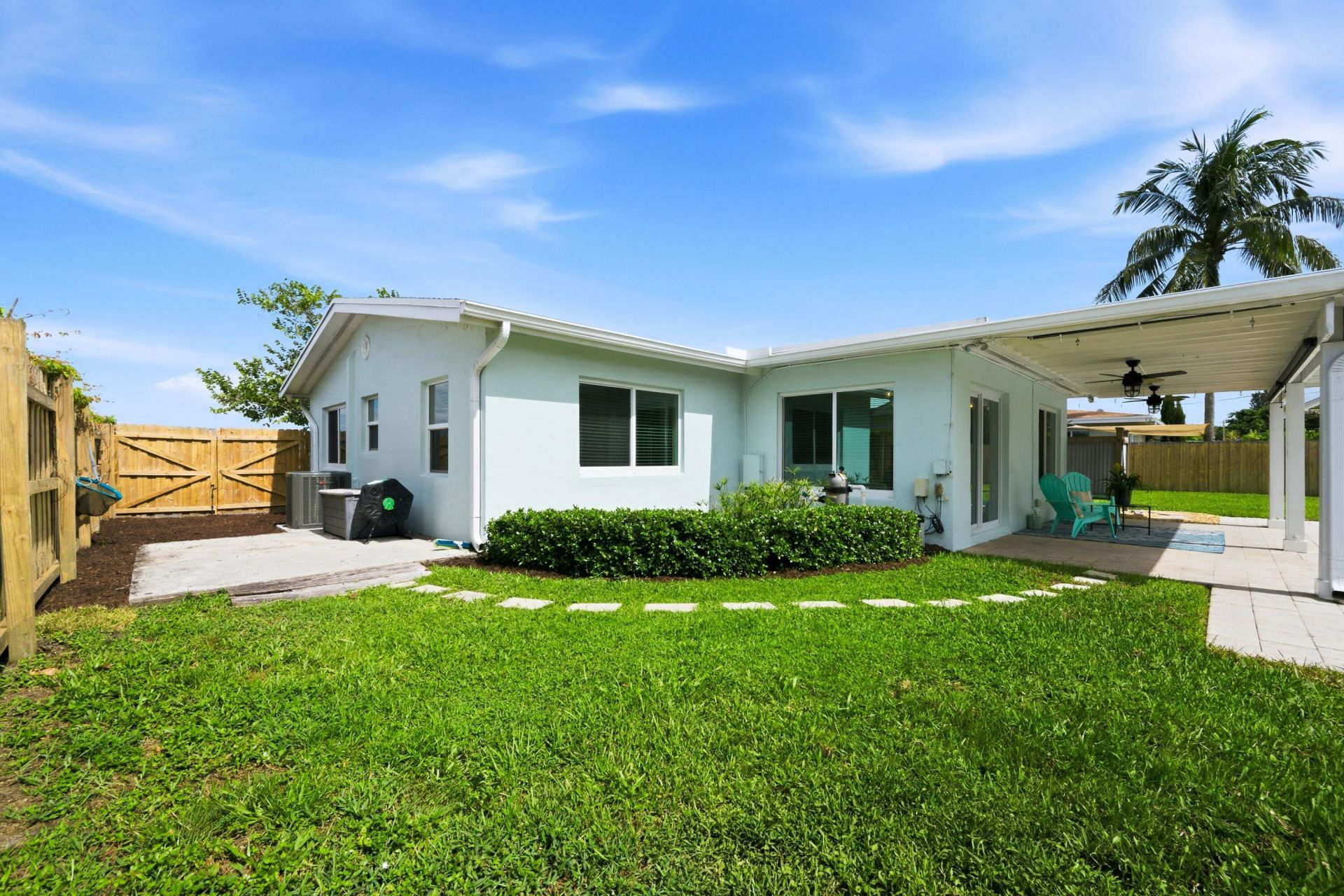 5920 Lake Osborne Drive, Lake Worth, FL 33461 Photo