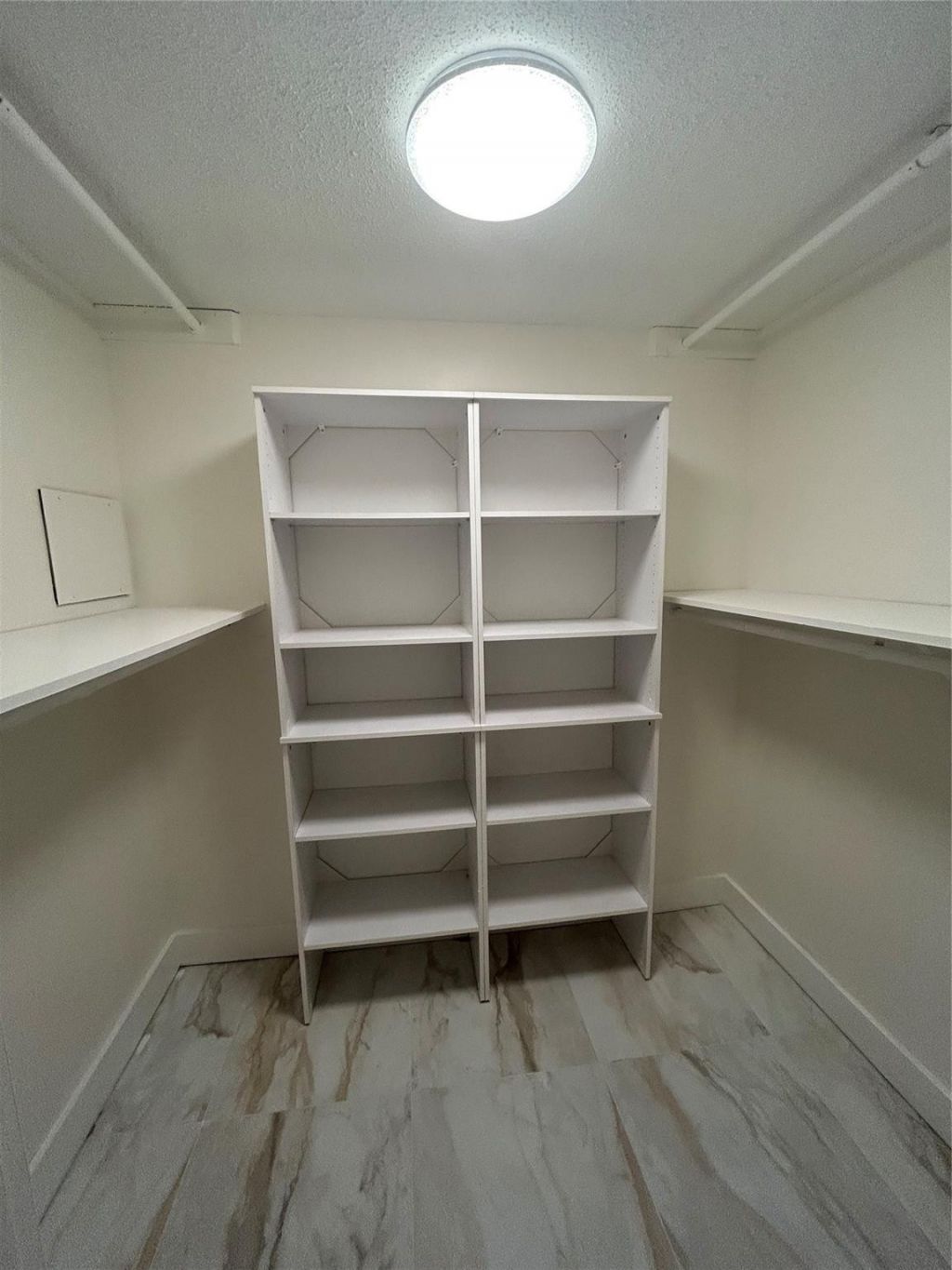 550 Bayshore Drive, Unit 102, Fort Lauderdale, FL 33304 Photo