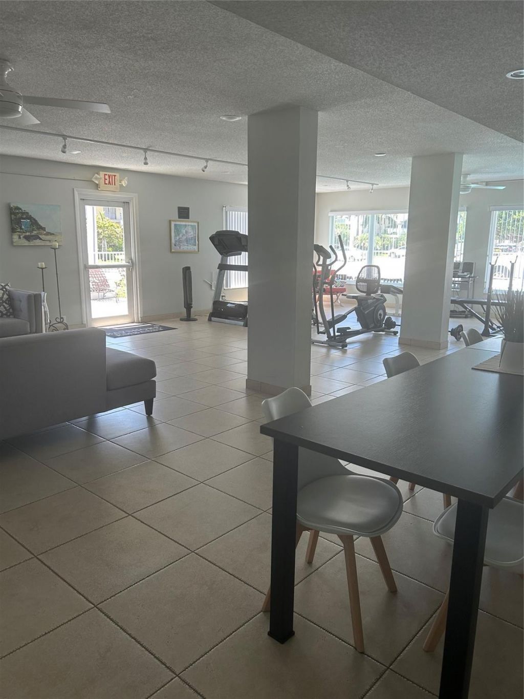 550 Bayshore Drive, Unit 102, Fort Lauderdale, FL 33304 Photo