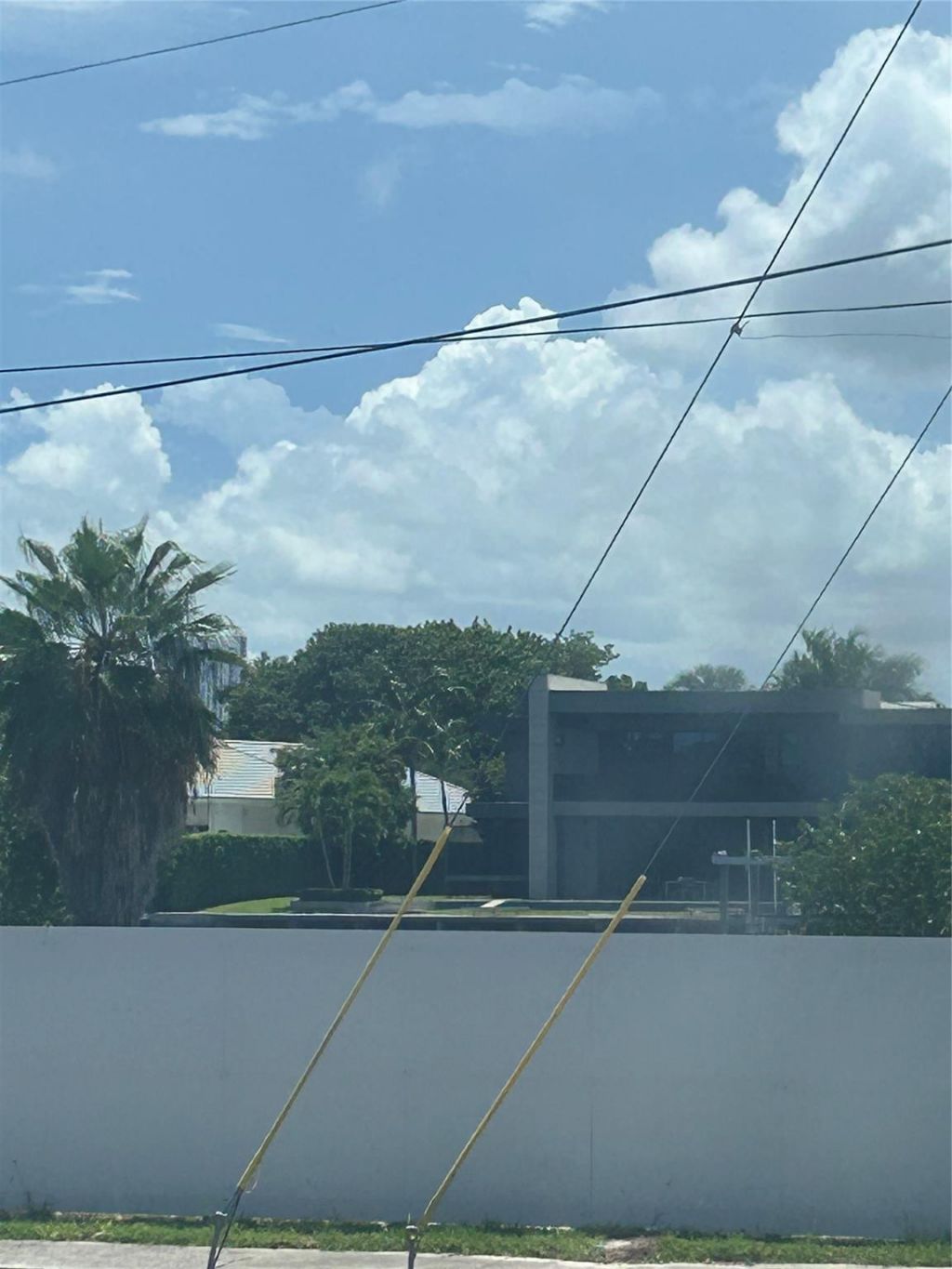 550 Bayshore Drive, Unit 102, Fort Lauderdale, FL 33304 Photo