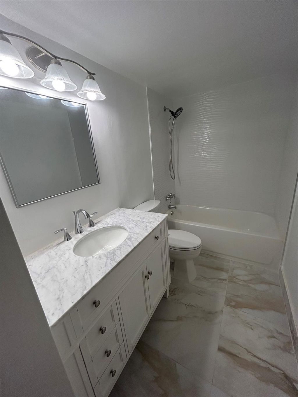 550 Bayshore Drive, Unit 102, Fort Lauderdale, FL 33304 Photo