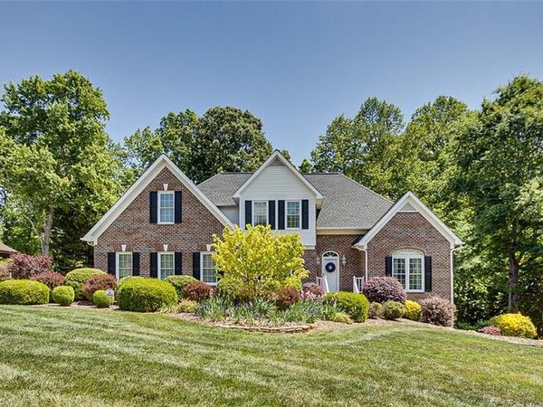 827 Anns Court , Asheboro, NC 27205