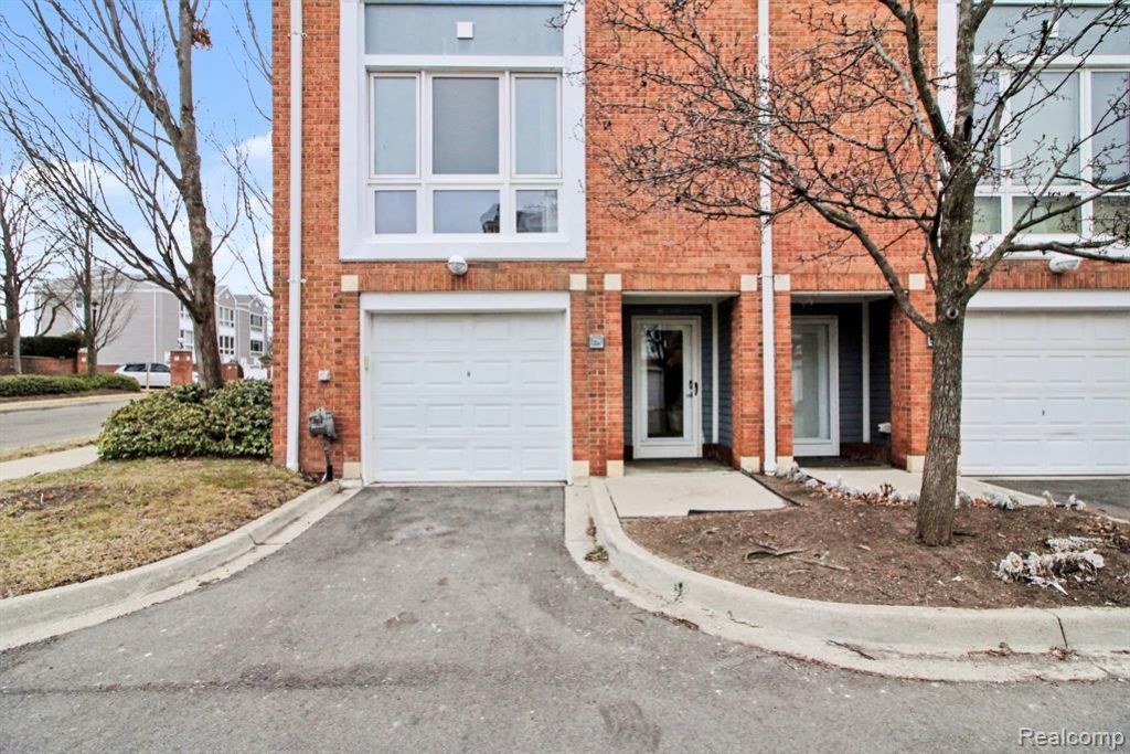 274 Main Sail Ct Court, Detroit, MI 48207 Main Photo