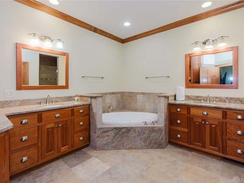 2215 Tadmor Court, Vandalia, OH 45377 Photo 31