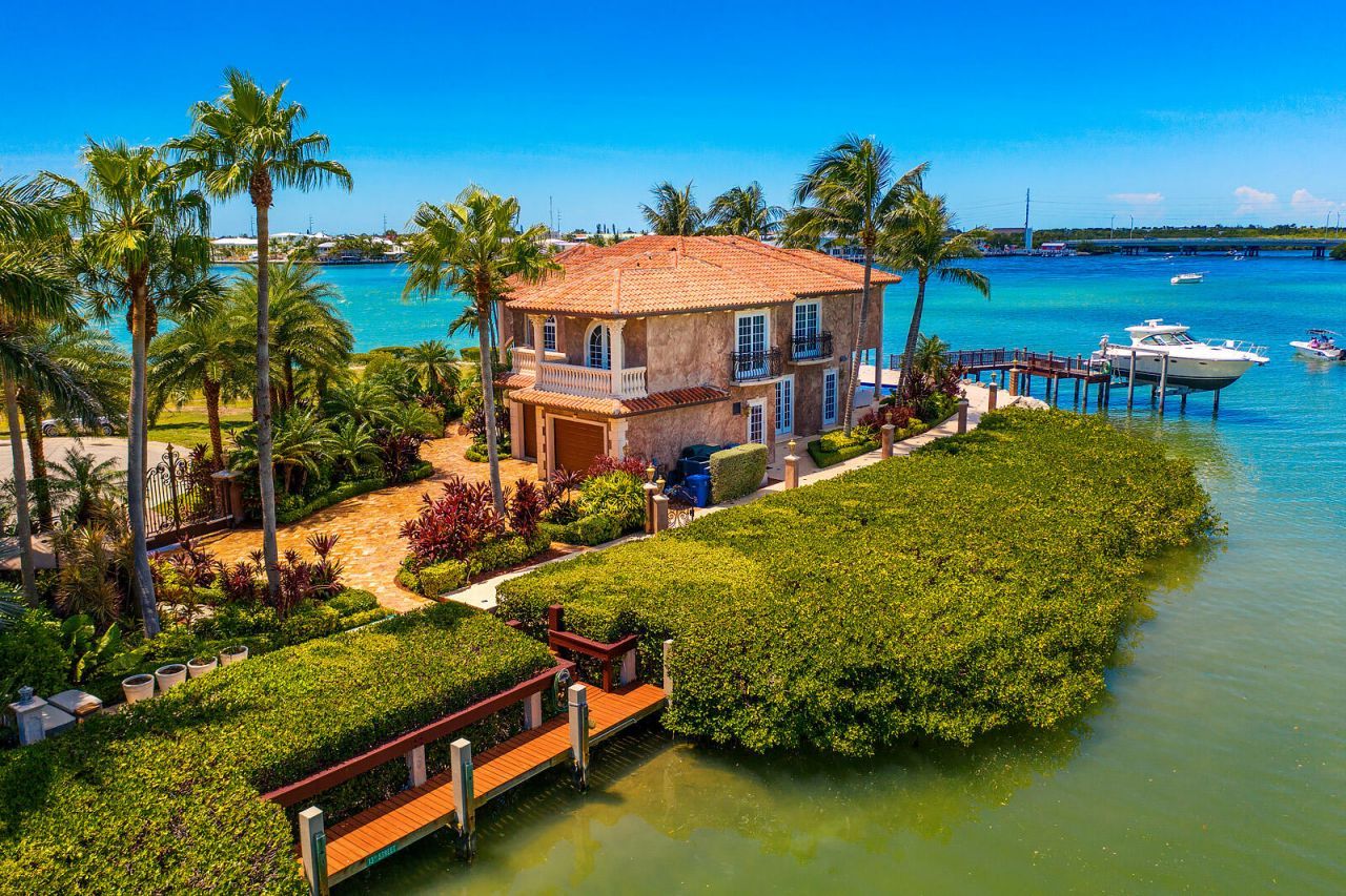 390 13th Street, Key Colony, FL 33051 Photo