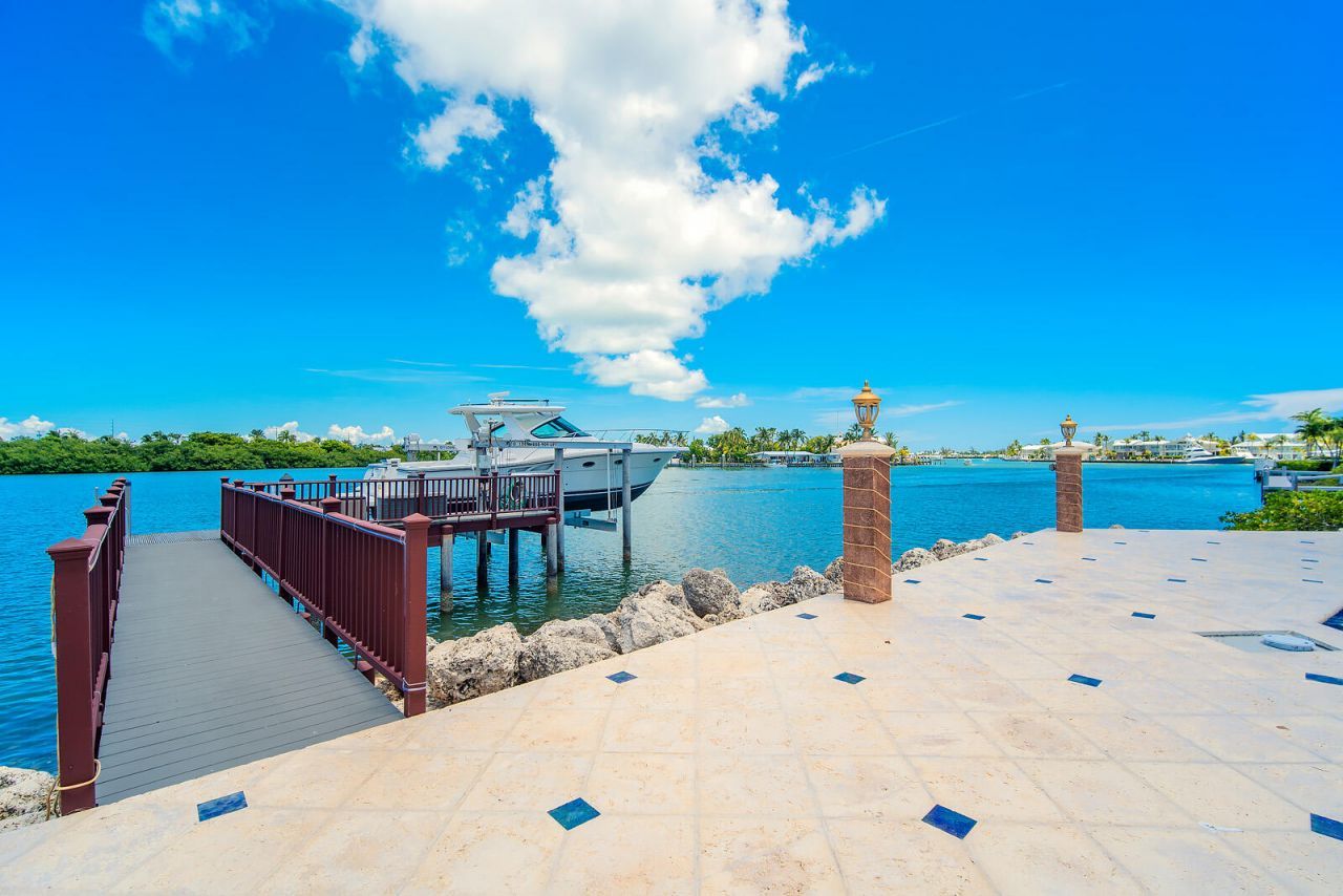 390 13th Street, Key Colony, FL 33051 Photo