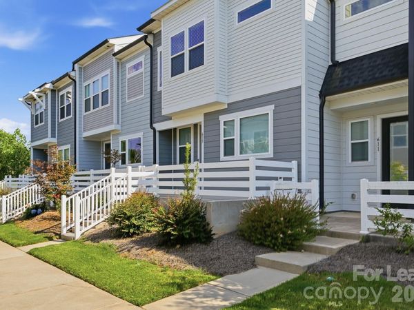 615 Myrick Alley , Charlotte, NC 28217