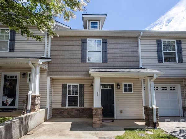31 Amersham Lane , Fletcher, NC 28732