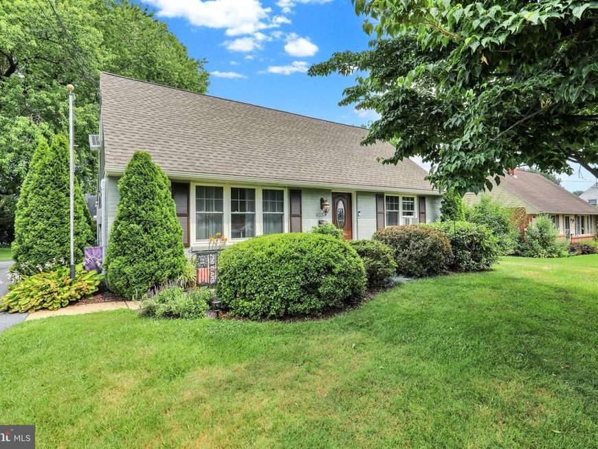 6351 Jackson Drive, East Petersburg, PA 17520 Main Photo