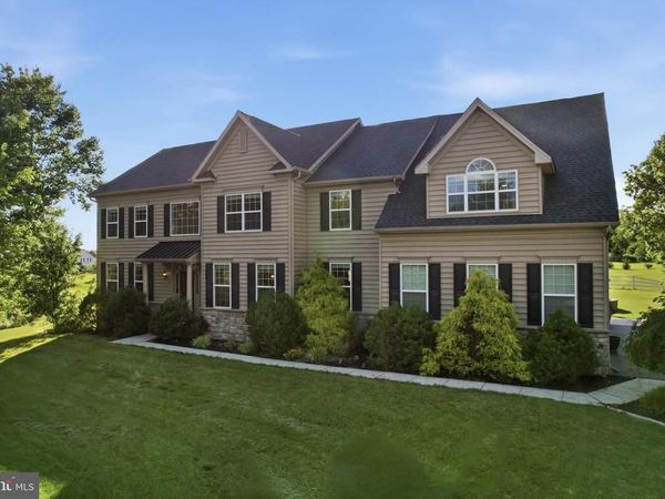 914 HILLTOWN PIKE , LINE LEXINGTON, PA 18932