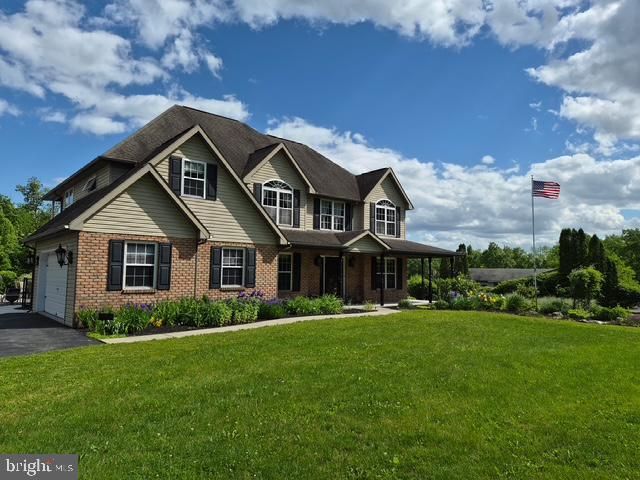 137 LAKEVIEW ROAD , BERNVILLE, PA 19506