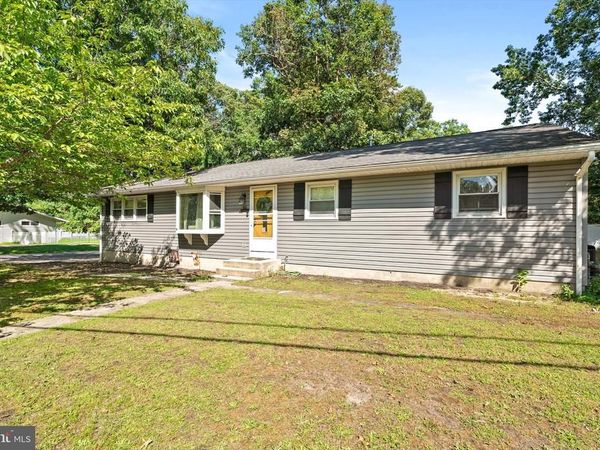 502 E LAKESHORE DRIVE, BROWNS MILLS, NJ 08015